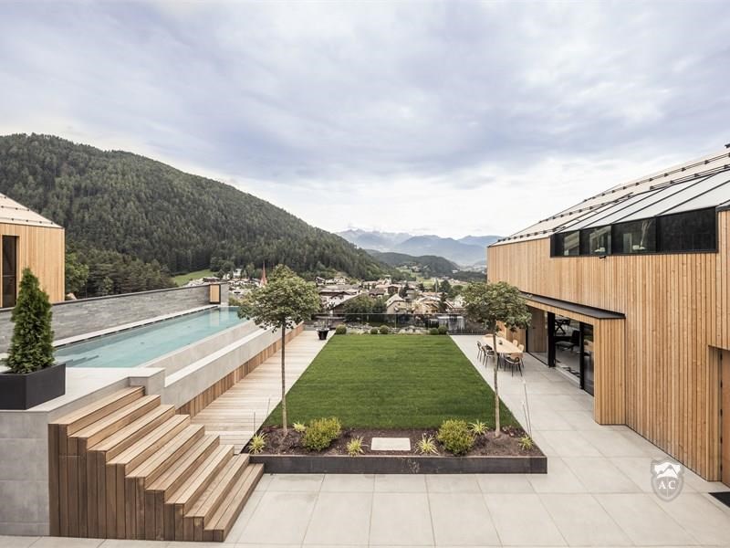 Private Terrasse mit Pool Luxury Suite