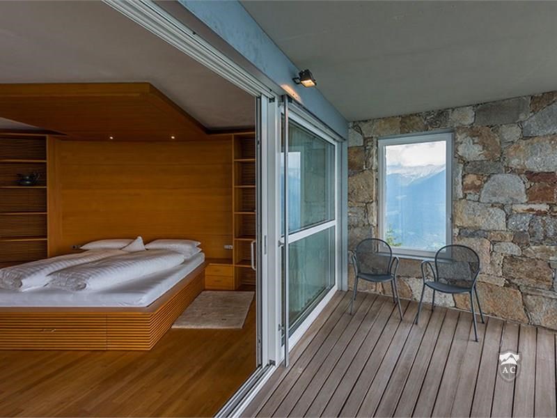 Schlafzimmer mit Balkon